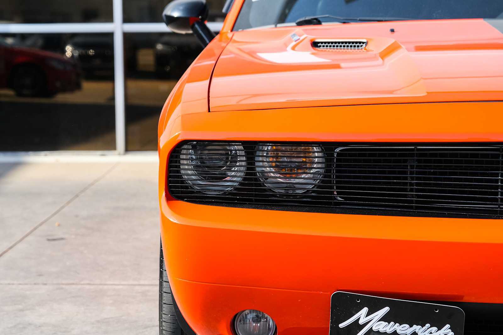 Used 2009 Dodge Challenger SRT8 w/ SRT Option Group II RWD image 5