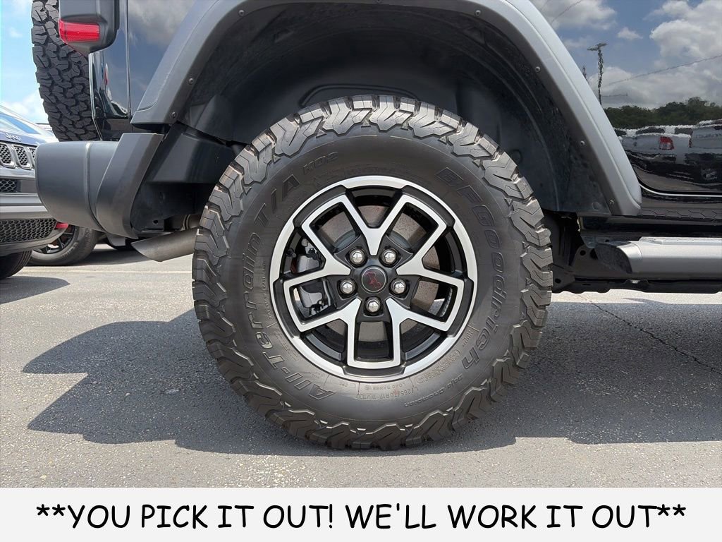 Used 2024 Jeep Wrangler Unlimited Rubicon w/ Technology Group AWD/4WD image 7