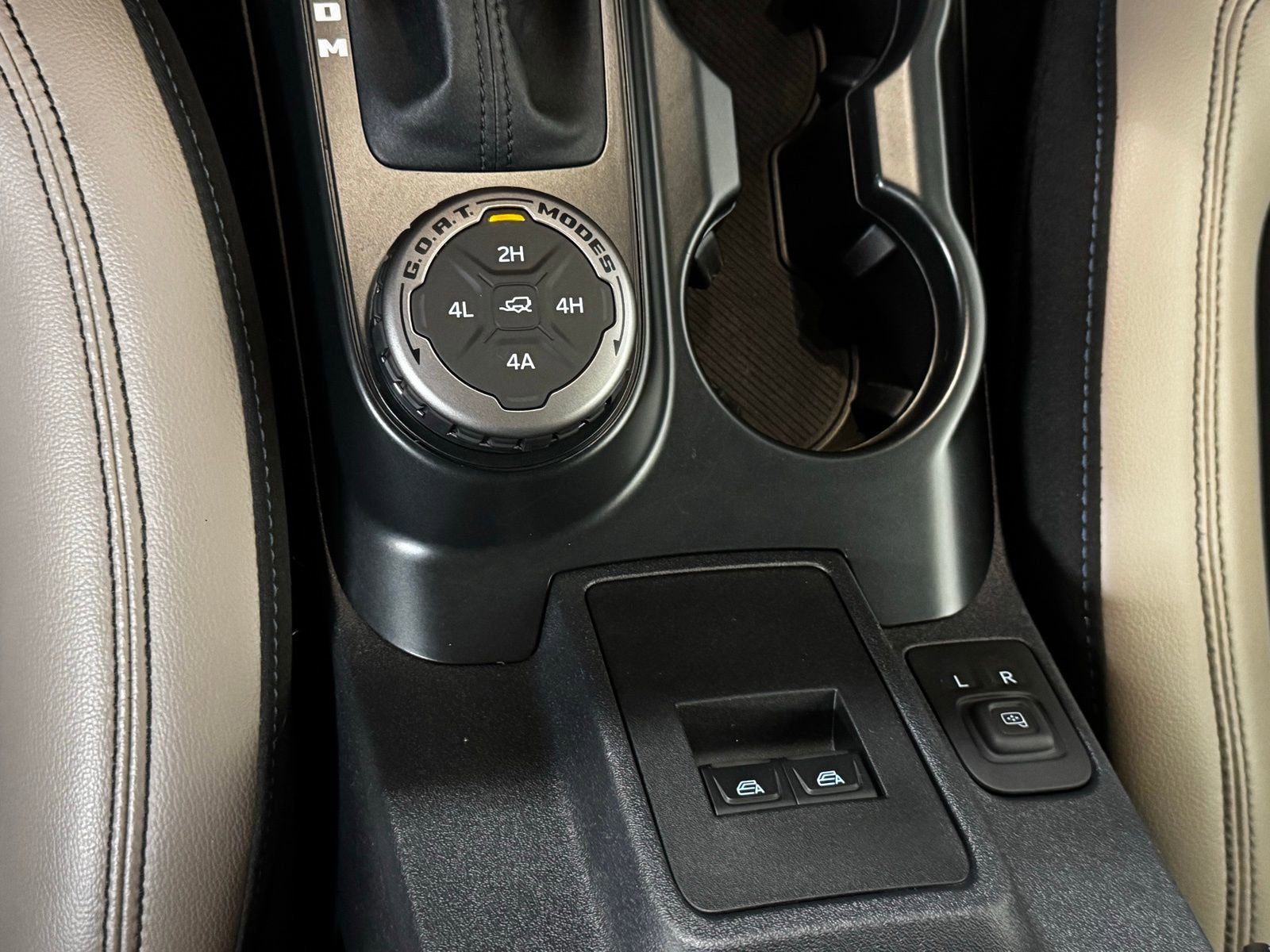 Used 2024 Ford Bronco Wildtrak image 27