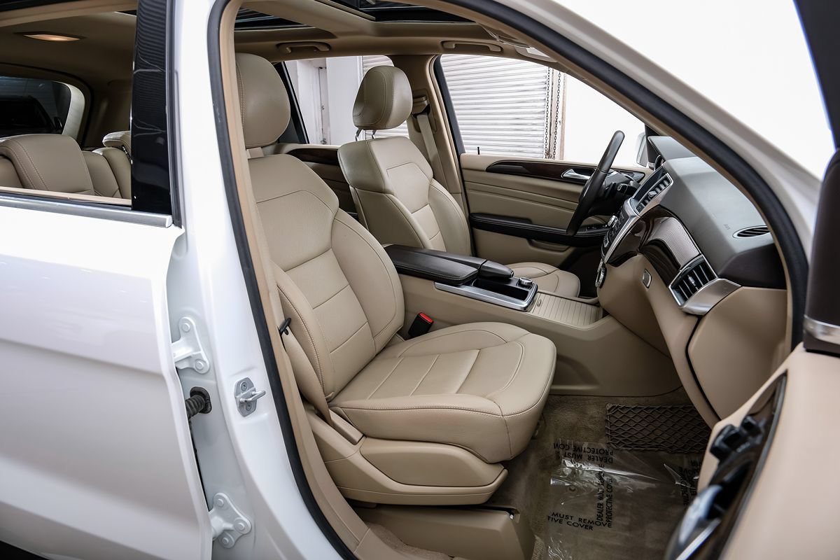 Used 2015 Mercedes-Benz ML 350 4MATIC w/ Premium 1 Package image 39