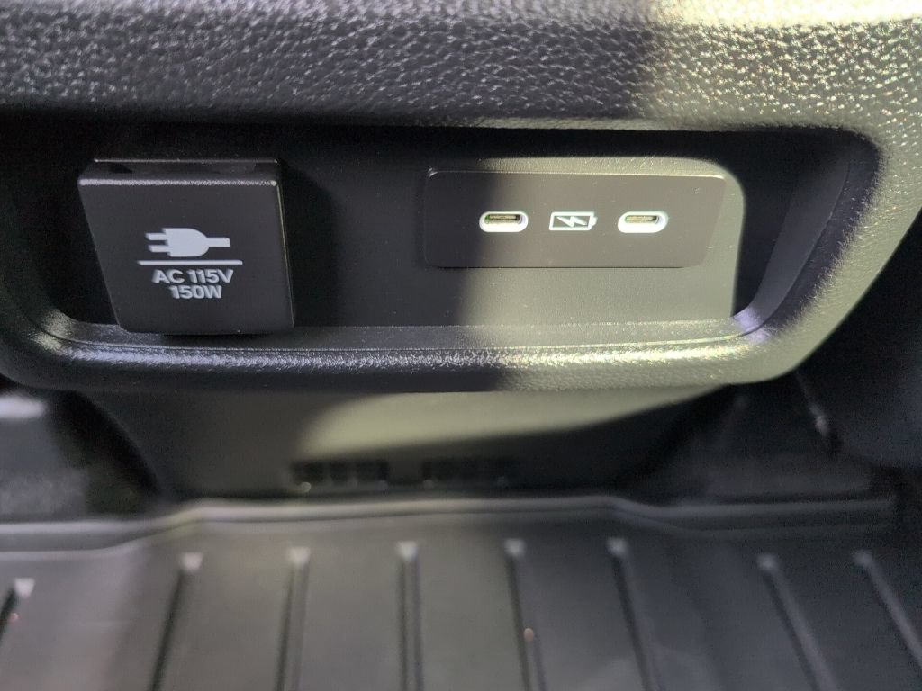 Used 2025 Honda Pilot Elite image 37