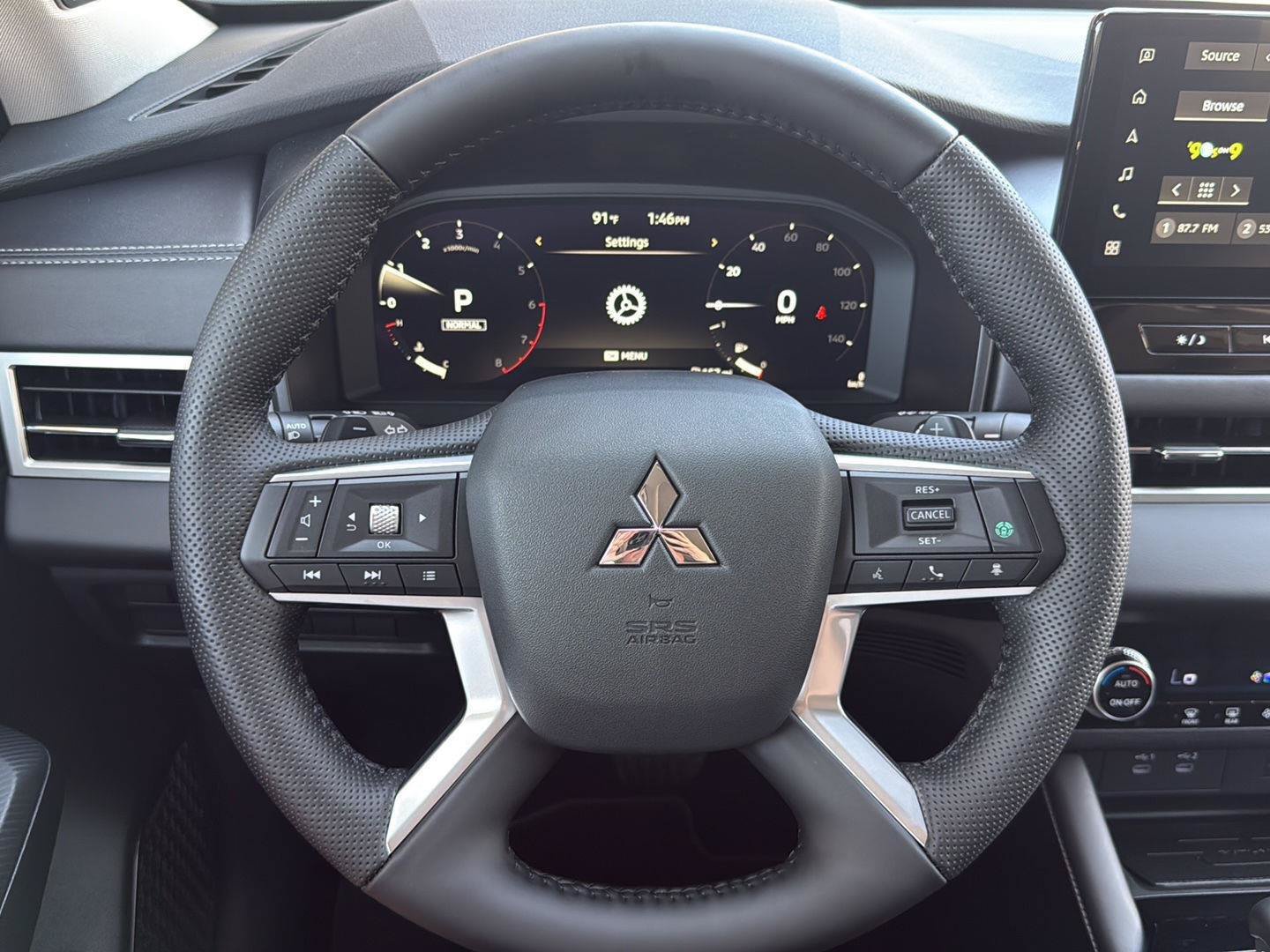 New 2026 Mitsubishi Outlander SE FWD image 15