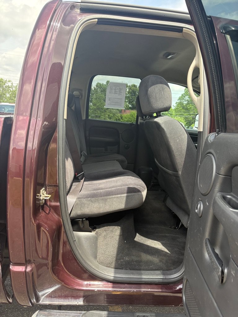 Used 2005 Dodge Ram 2500 Truck SLT w/ Trailer Tow Group AWD/4WD image 12