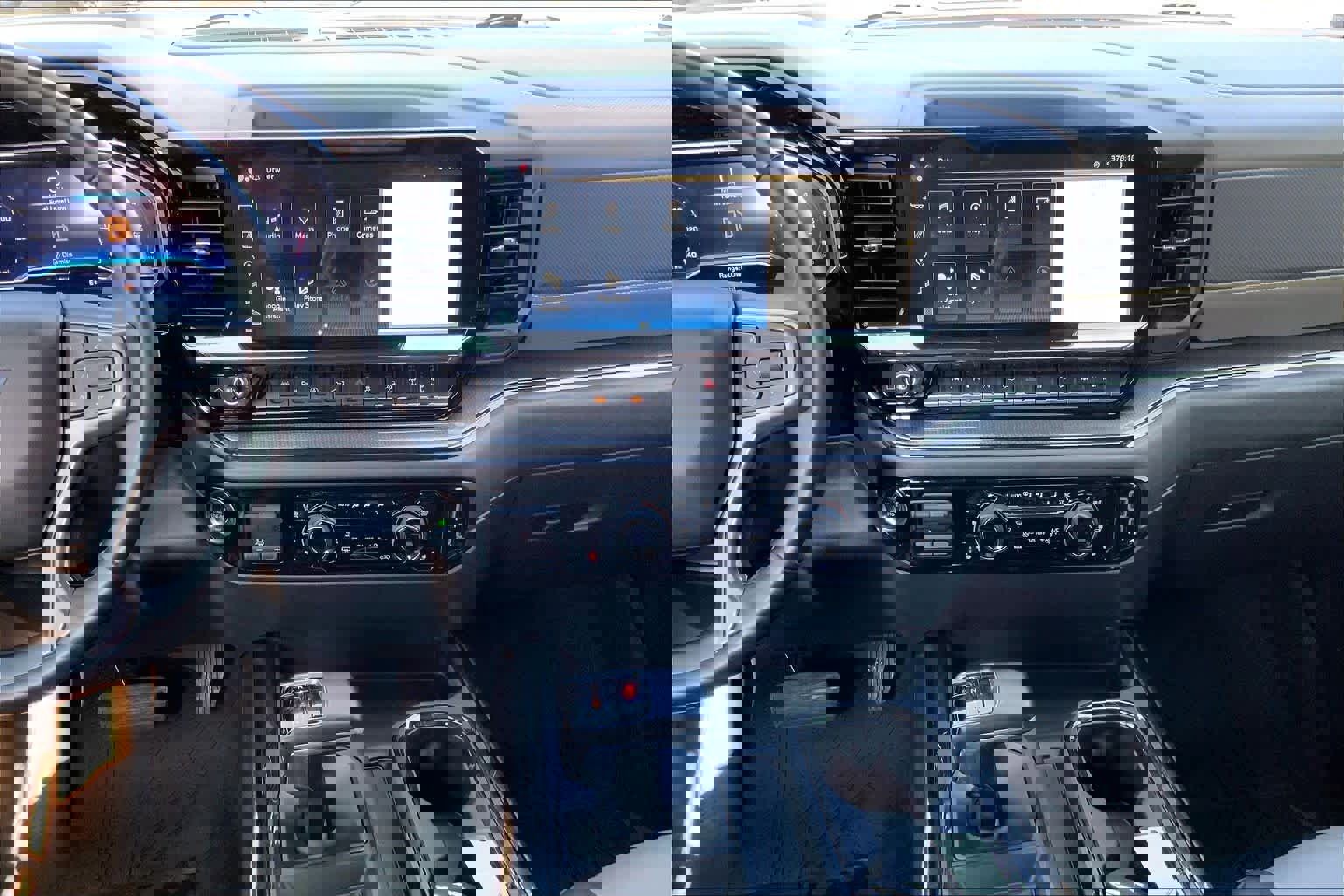 Certified 2024 Chevrolet Silverado 1500 ZR2 w/ Technology Package image 6