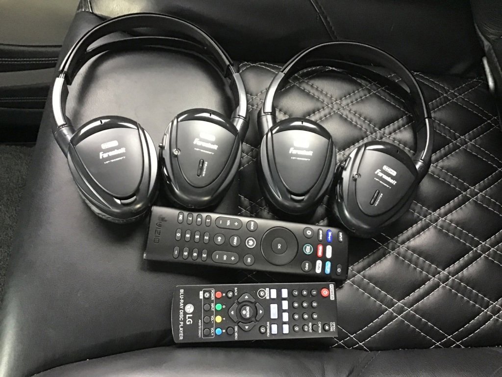 Used 2023 GMC Savana 2500 image 54