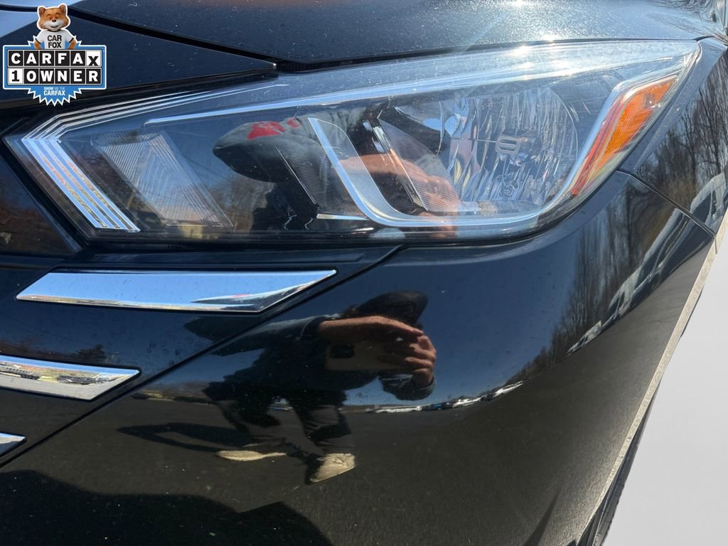 Used 2024 Nissan Versa SV FWD image 22