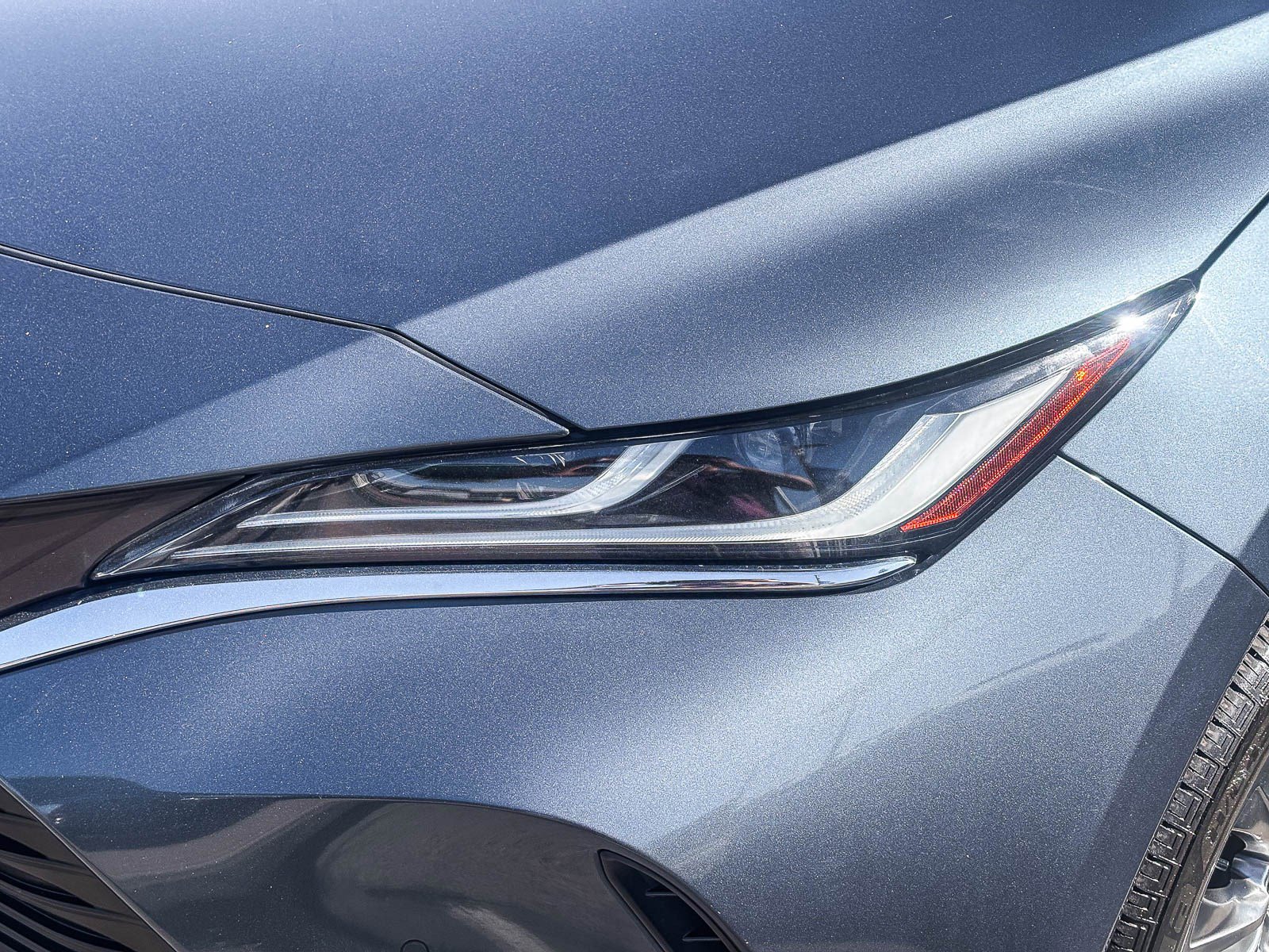 Certified 2023 Toyota Venza XLE image 9