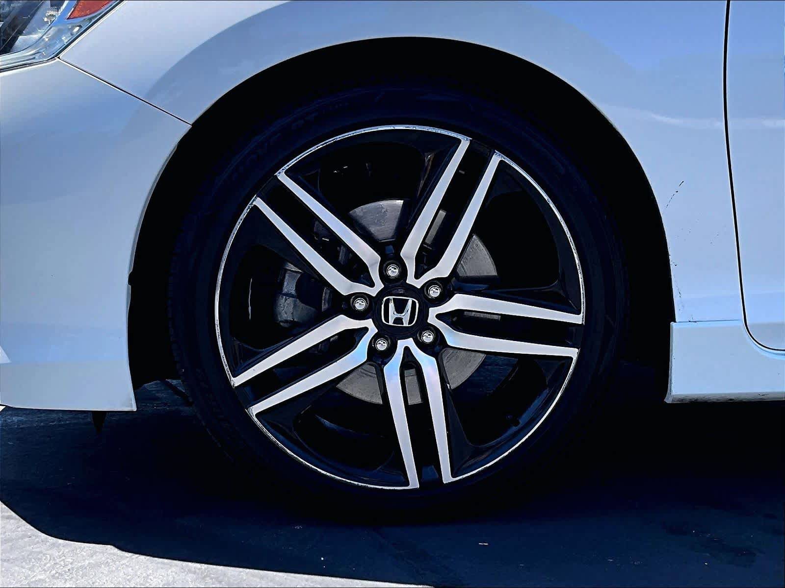 Used 2016 Honda Accord Sport image 11