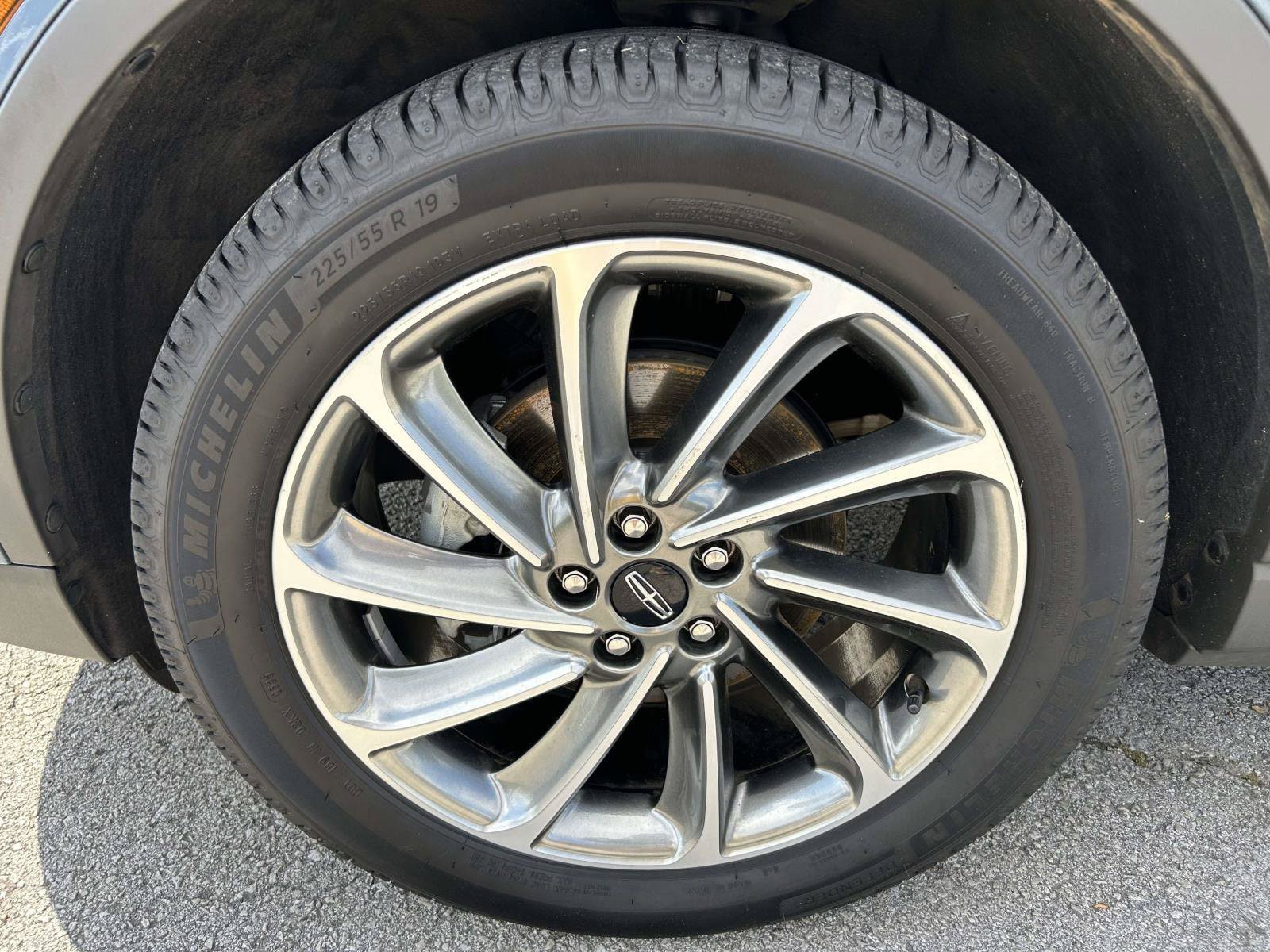 Certified 2023 Lincoln Corsair FWD w/ Equipment Group 101A image 14