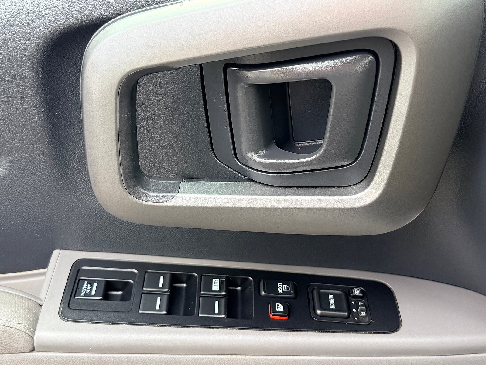 Used 2010 Honda Ridgeline RTL image 32