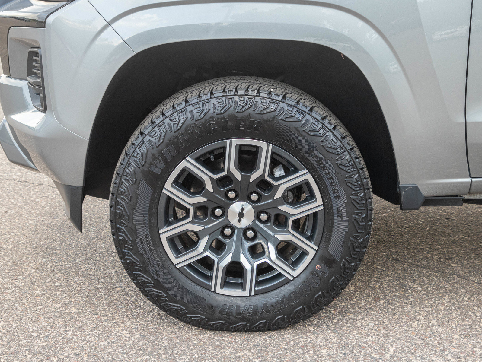 Used 2023 Chevrolet Colorado Z71 w/ Z71 Convenience Package 2 AWD/4WD image 29