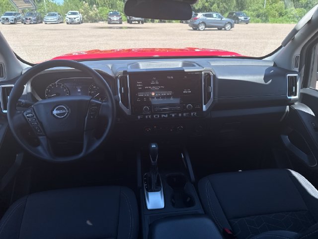 Certified 2025 Nissan Frontier SV RWD image 13