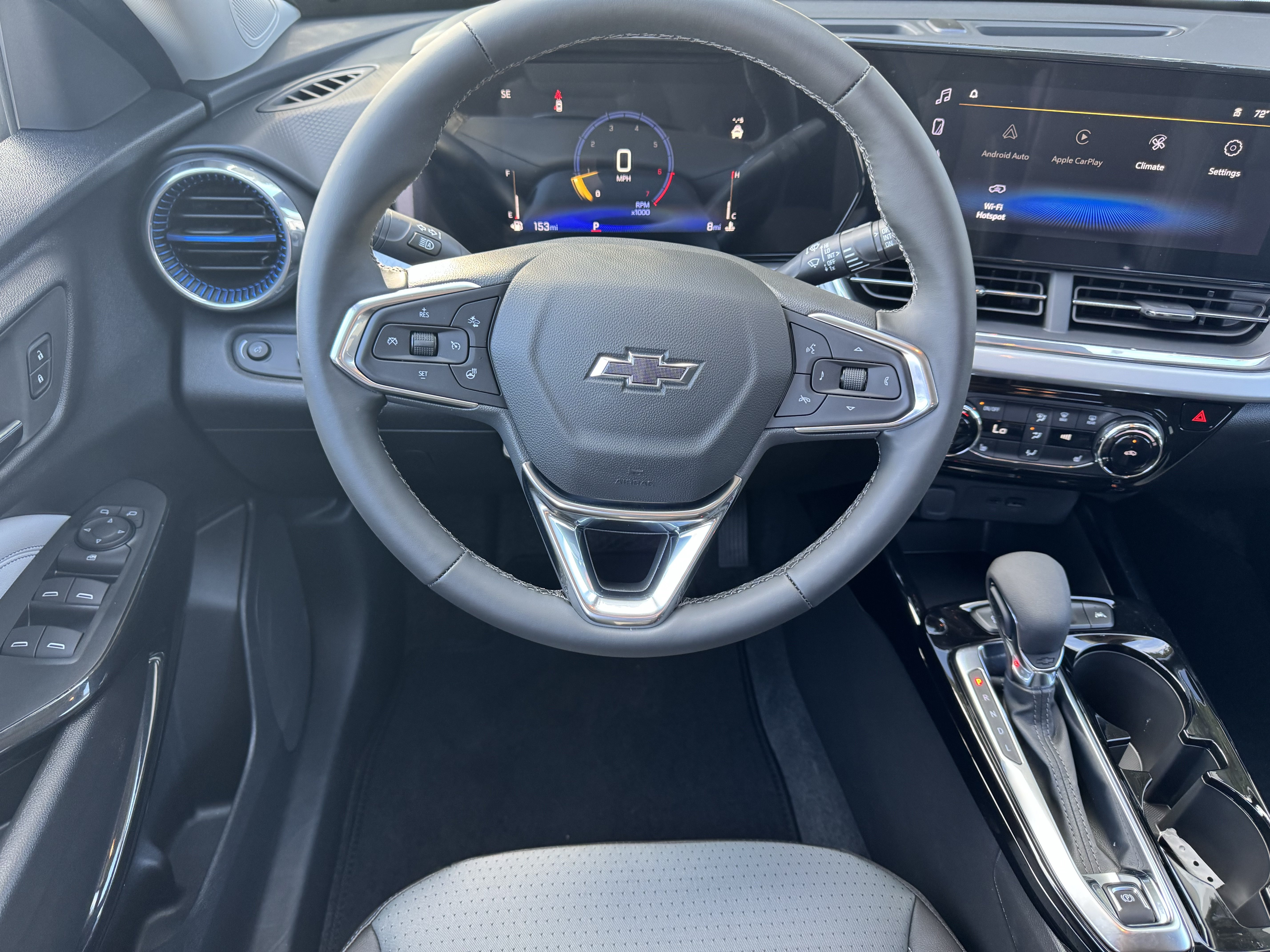 New 2026 Chevrolet Trax LT w/ Driver Confidence Package FWD image 18