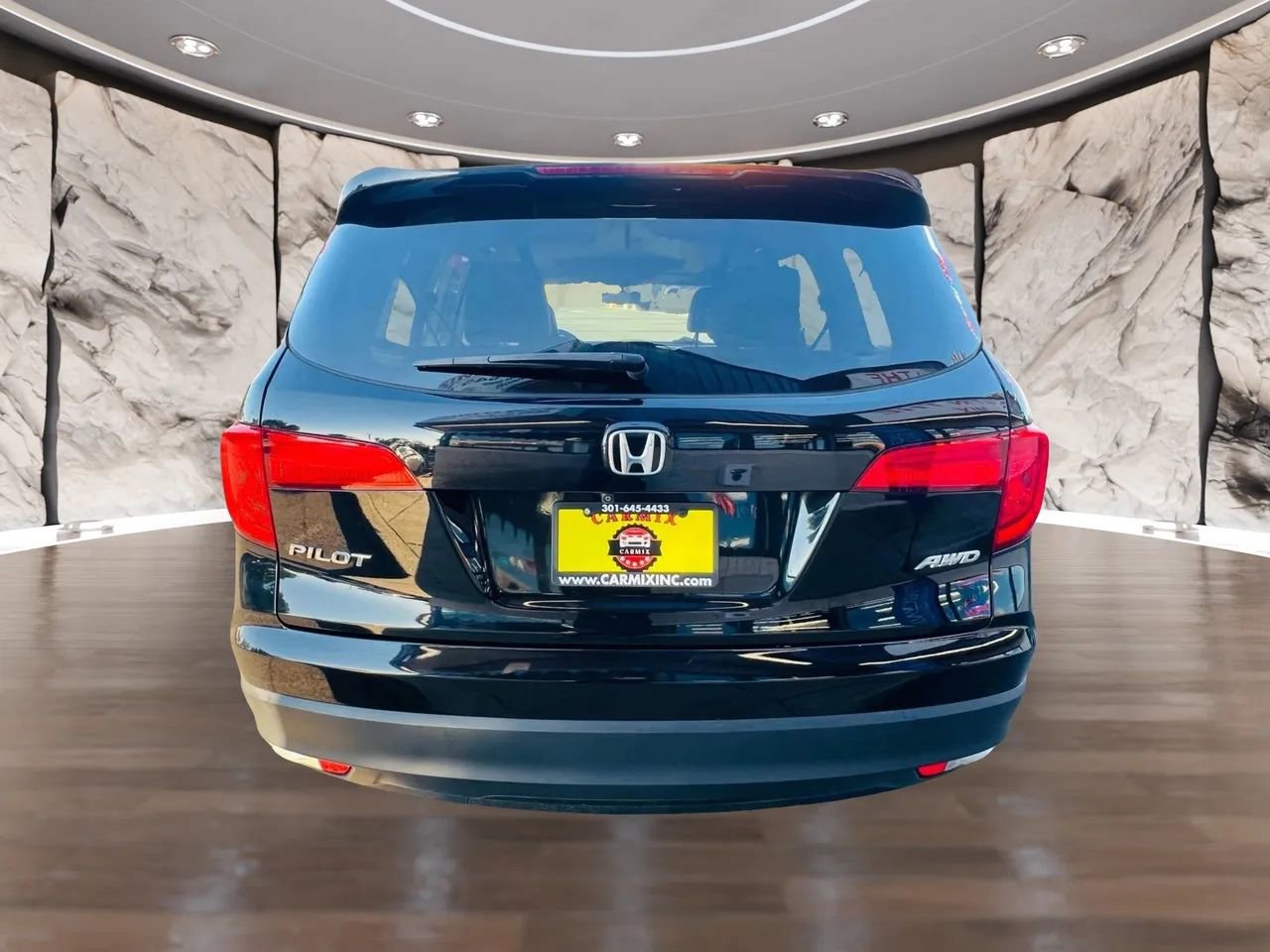 Used 2017 Honda Pilot EX-L image 6