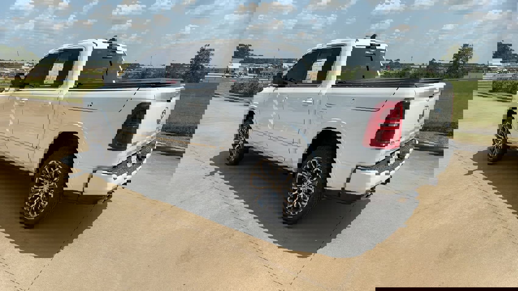 Used 2025 RAM 1500 Tungsten w/ Trailer Tow Group image 7