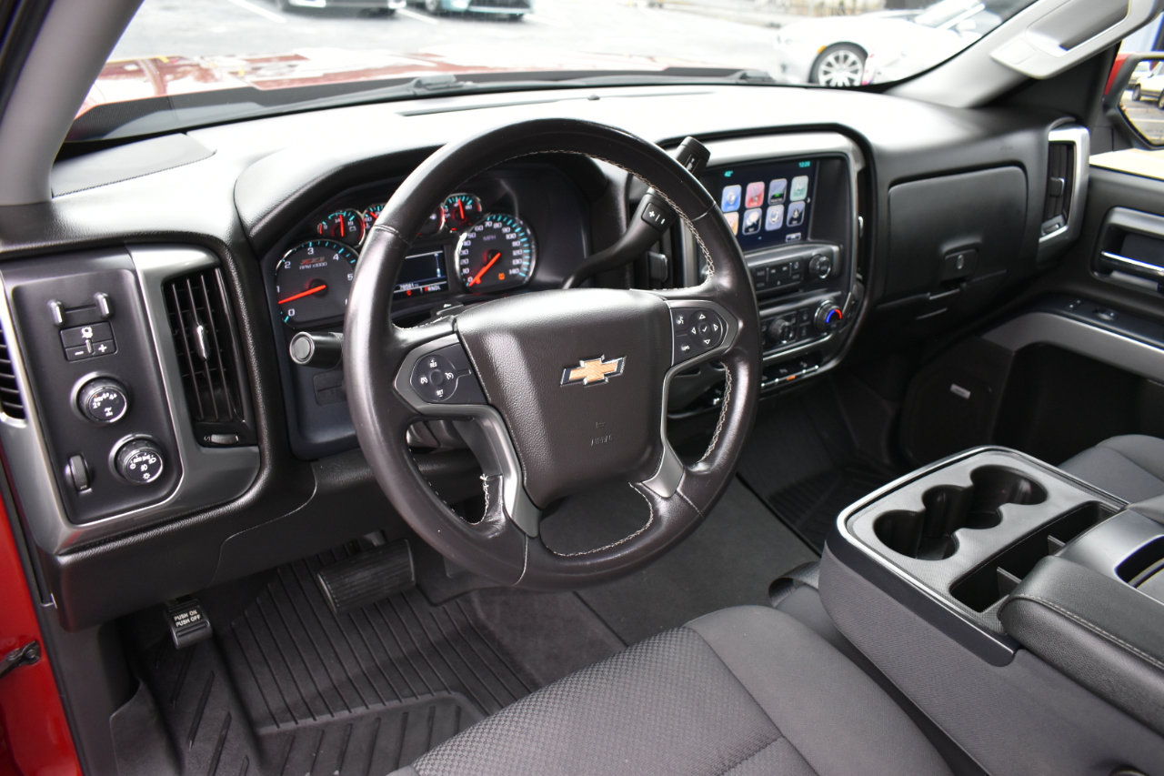 Used 2018 Chevrolet Silverado 1500 LT w/ All Star Edition image 10