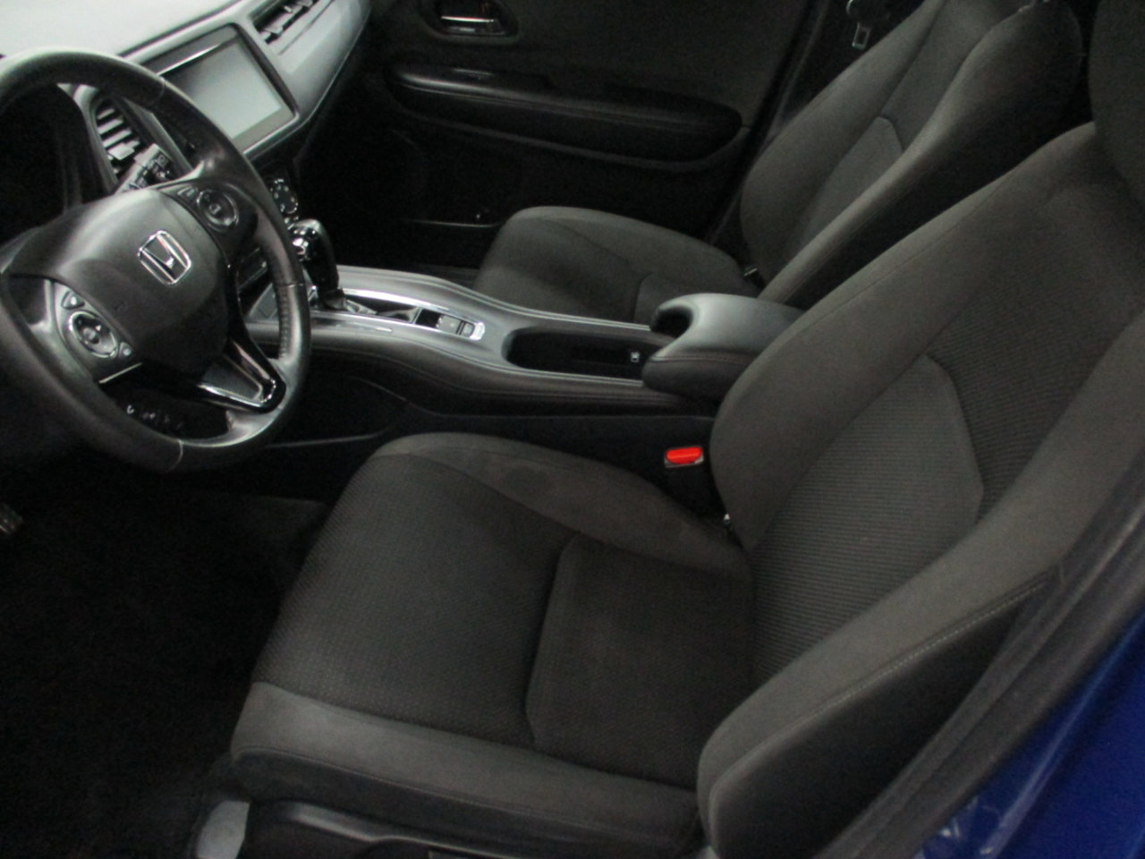 Used 2021 Honda HR-V Sport image 9