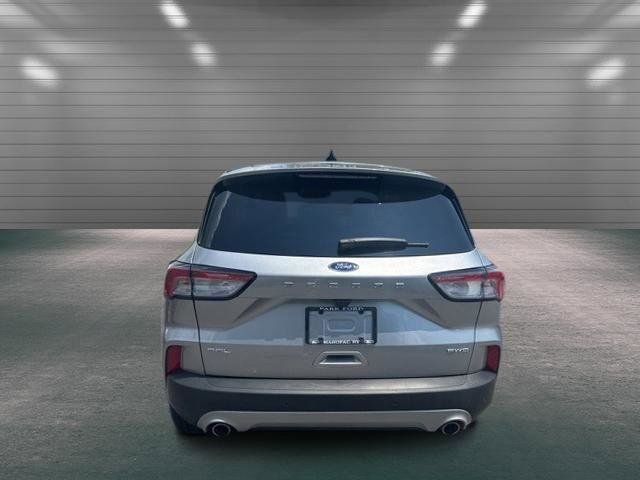 Certified 2022 Ford Escape SEL w/ Technology Package AWD/4WD image 6
