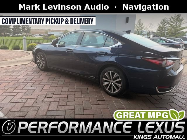 Used 2021 Lexus ES 300h w/ Premium Package