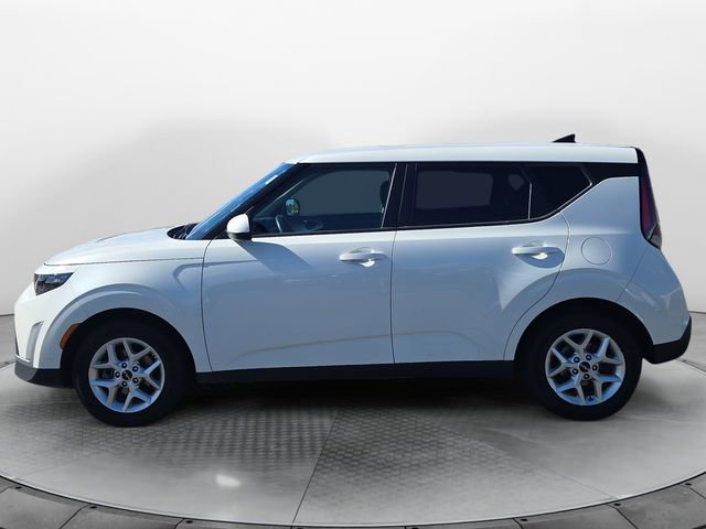 Used 2024 Kia Soul LX w/ Option Group 015 image 2