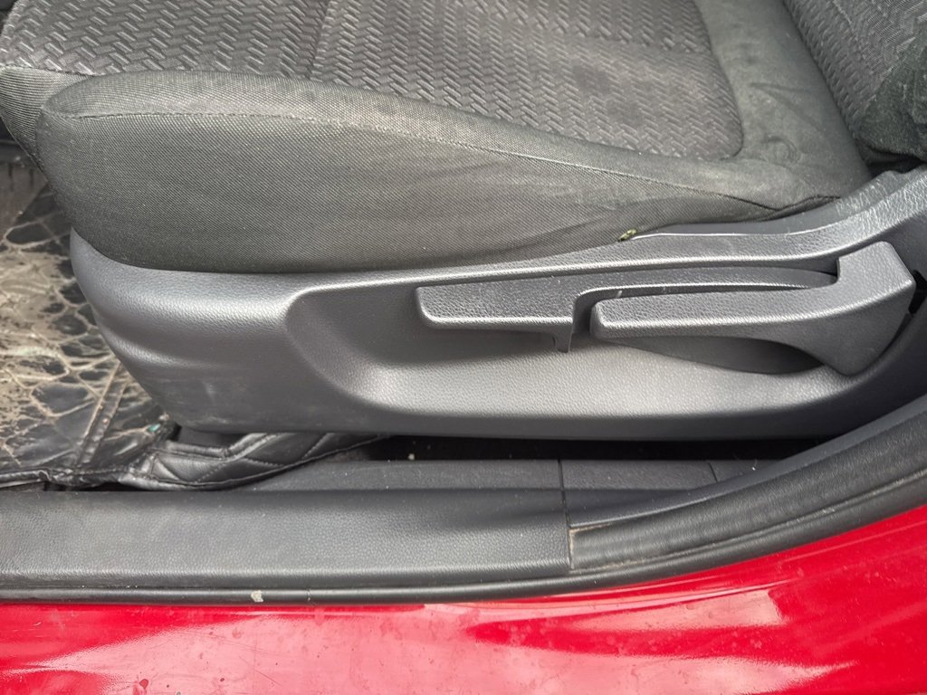 Used 2020 Mitsubishi Eclipse Cross LE image 17