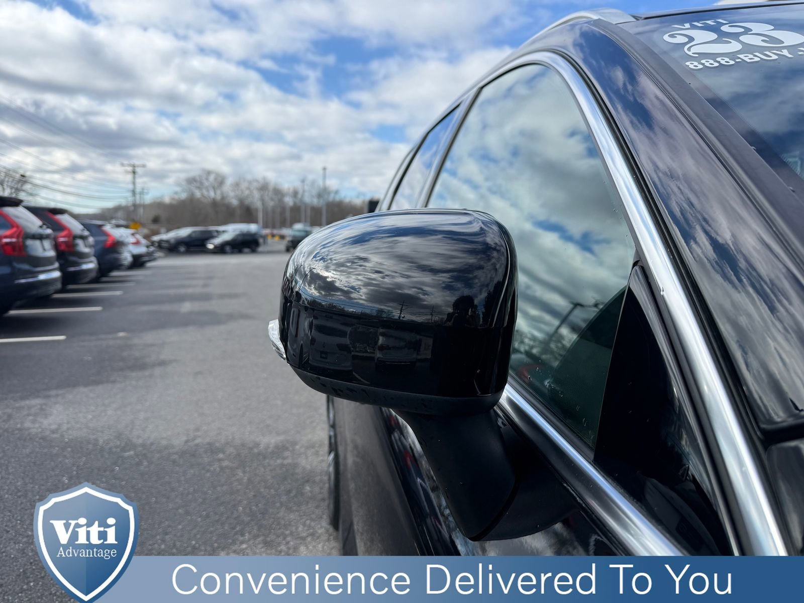 Used 2023 Volvo XC60 B5 Plus w/ Climate Package image 10