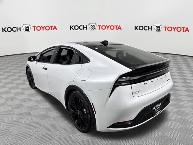 New 2026 Toyota Prius Plug-In Hybrid FWD image 3