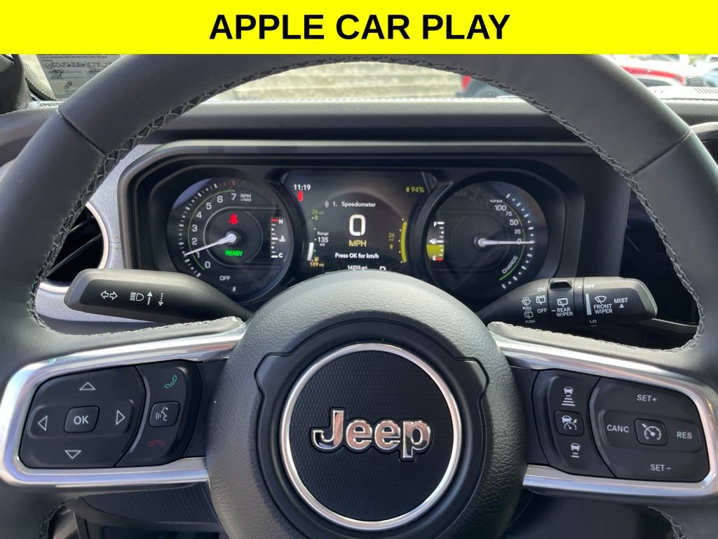 Used 2025 Jeep Wrangler Unlimited Sahara AWD/4WD image 22