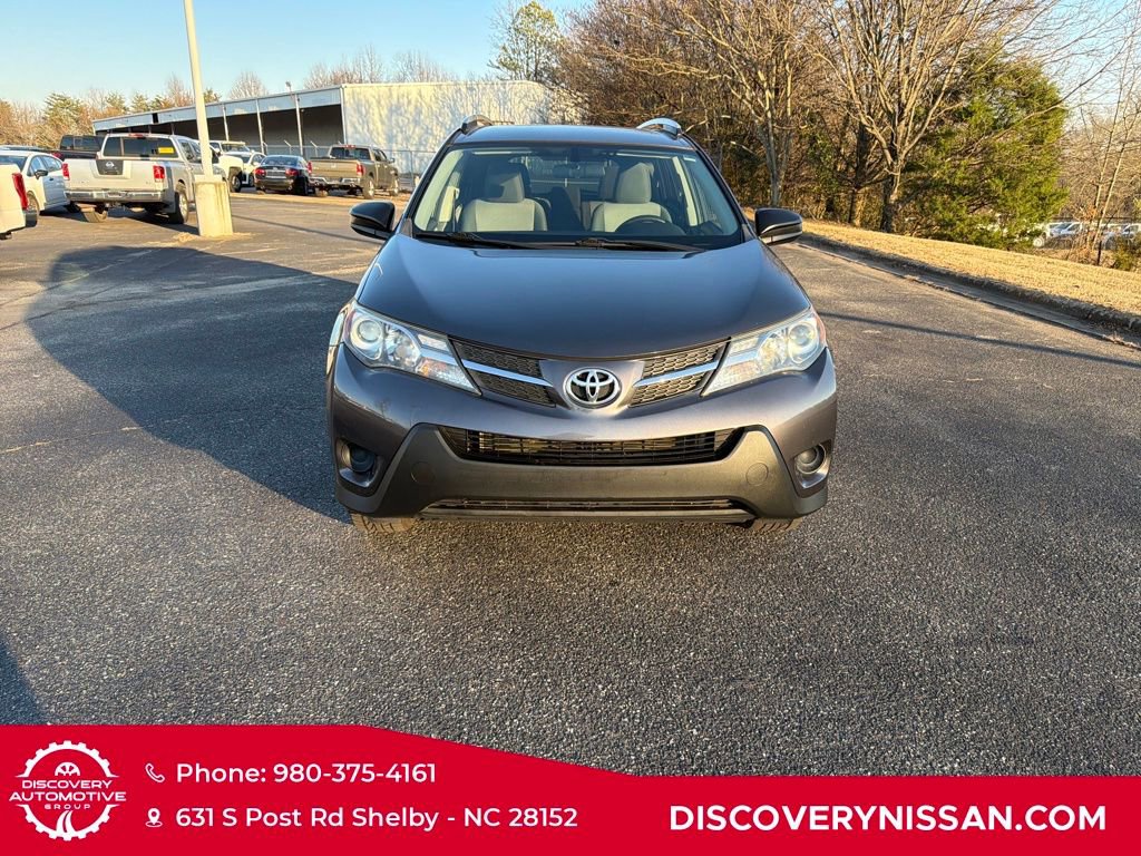 Used 2015 Toyota RAV4 LE image 4