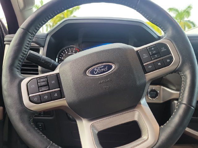 Used 2024 Ford Expedition XLT RWD image 20