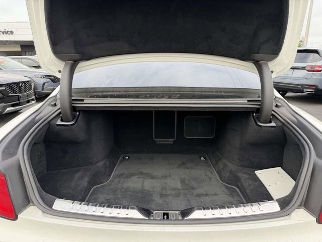 Used 2024 Bentley Flying Spur V8 AWD/4WD image 7