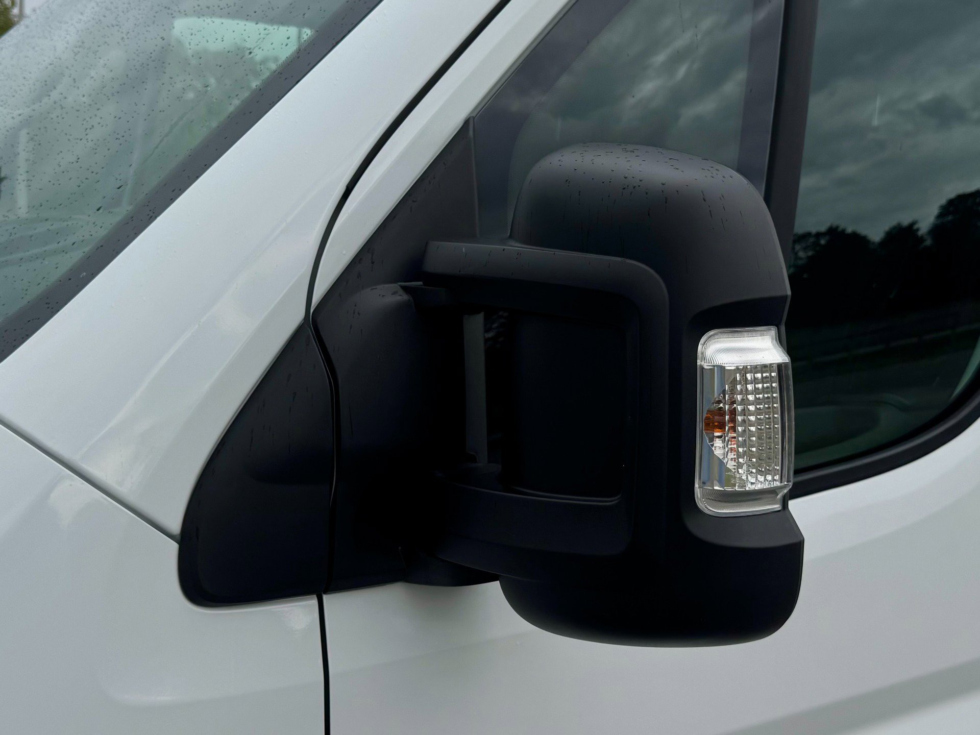 Used 2025 RAM ProMaster 2500 w/ Convenience Group image 43