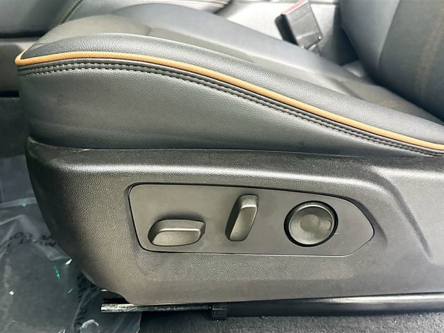 Used 2024 GMC Canyon AT4 w/ Canyon Safety Plus Package image 21