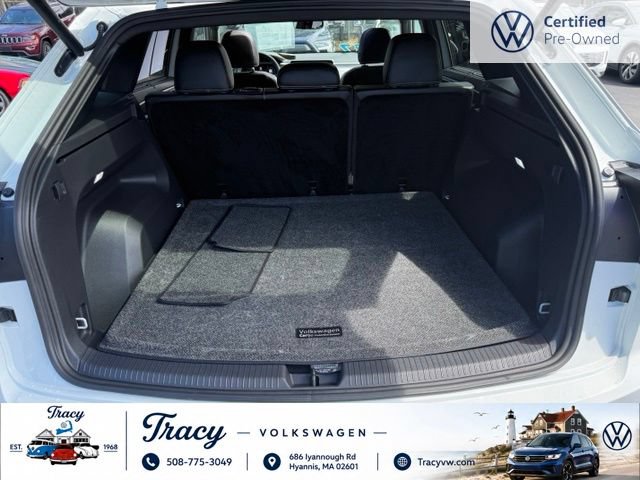 Certified 2024 Volkswagen Atlas Cross Sport SE w/ Panoramic Sunroof Package AWD/4WD image 8