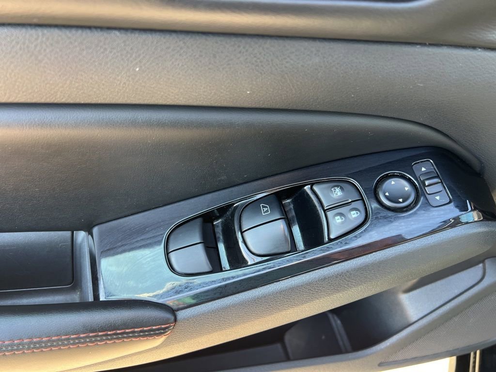 Used 2024 Nissan Altima 2.5 SR FWD image 11