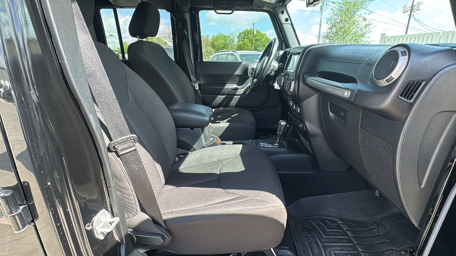 Certified 2016 Jeep Wrangler Unlimited Sport w/ Quick Order Package 24S image 27