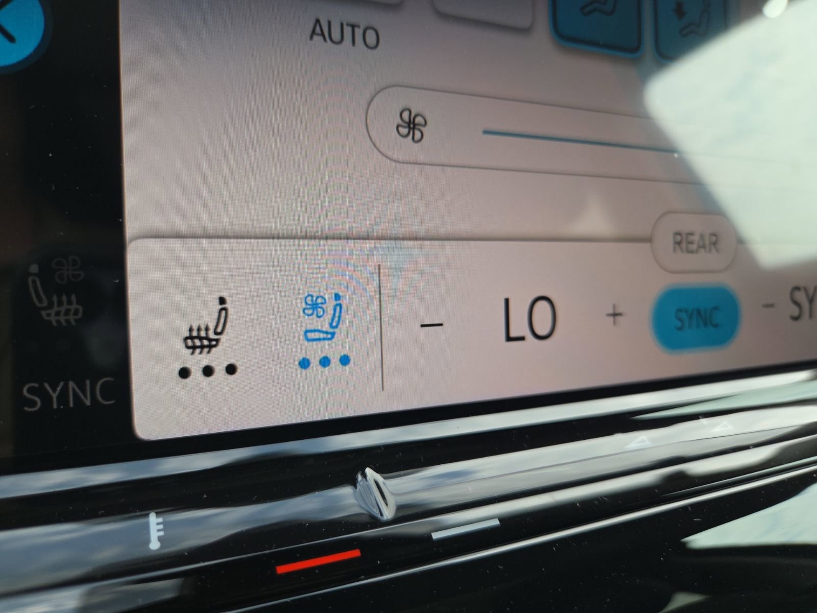 New 2026 Volkswagen Atlas SEL image 26