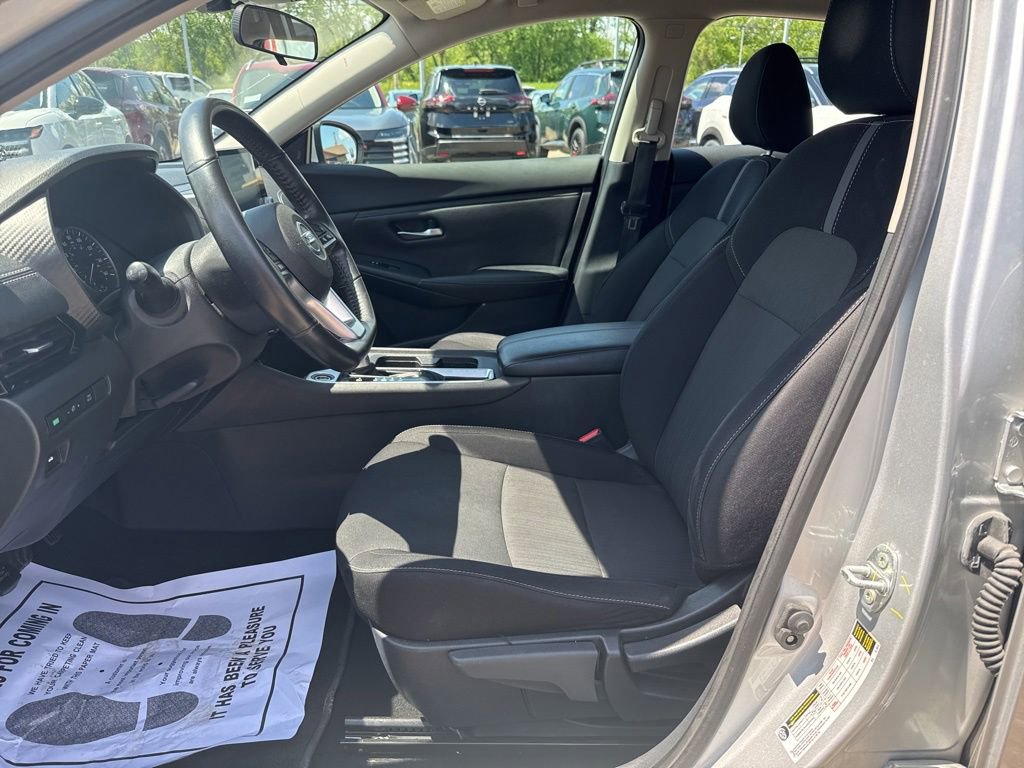 Used 2021 Nissan Sentra SV FWD image 9