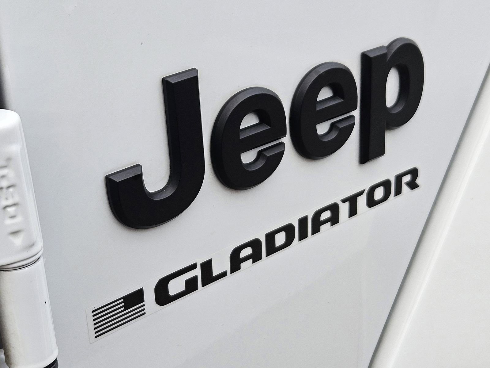 Used 2024 Jeep Gladiator Sport image 15