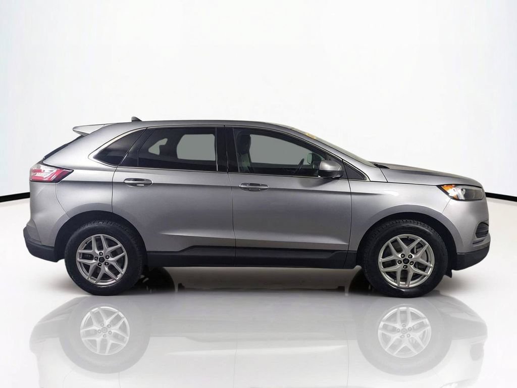 Used 2024 Ford Edge SEL AWD/4WD image 4