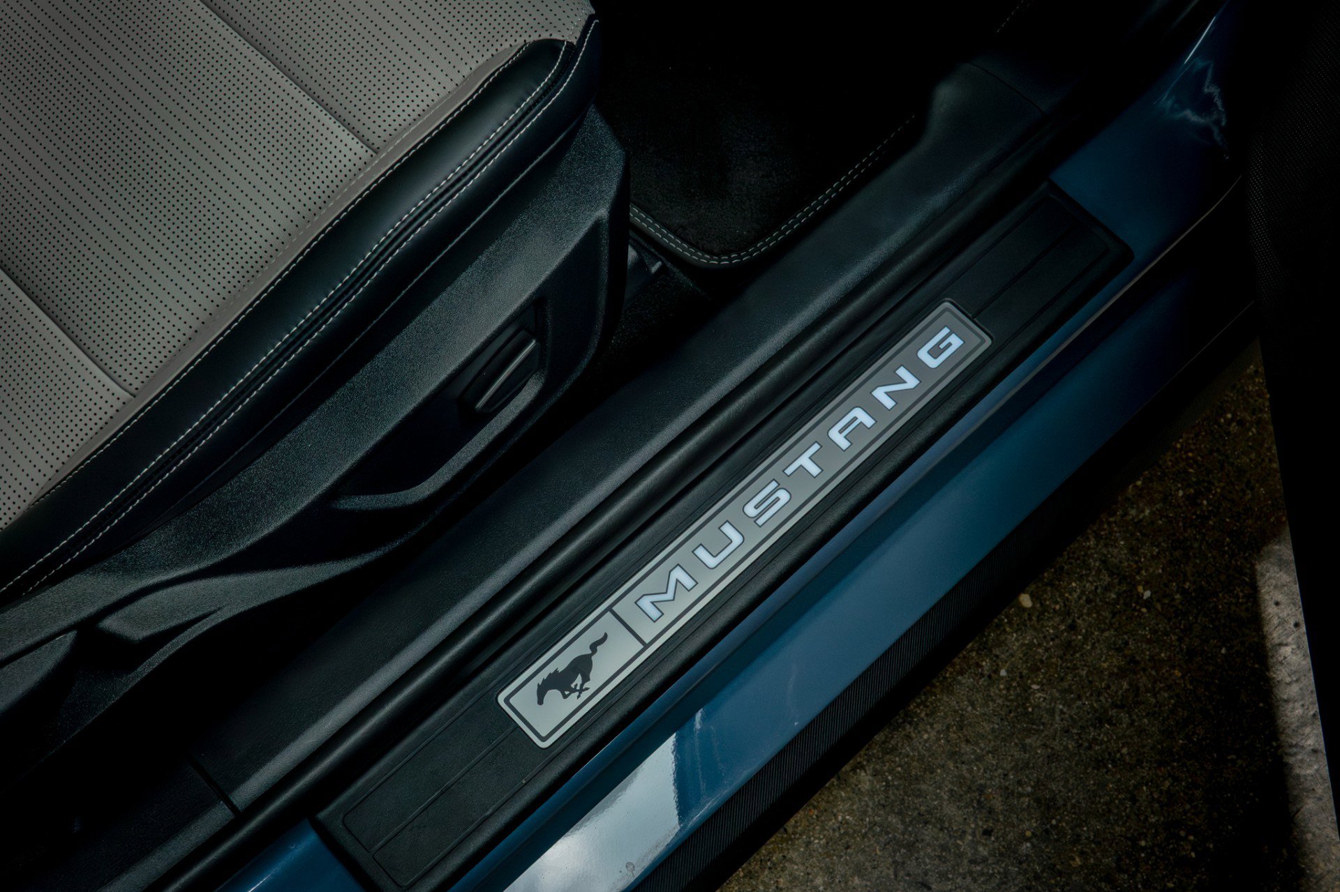 Used 2024 Ford Mustang GT Premium image 9