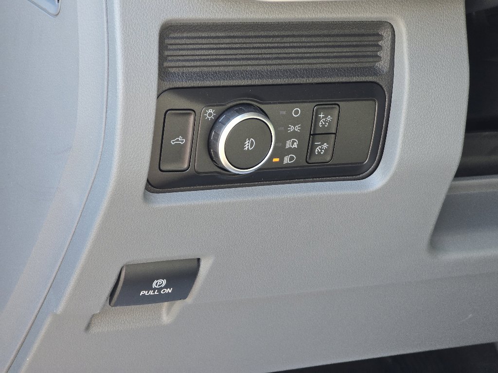 New 2026 Ford F350 XLT image 7