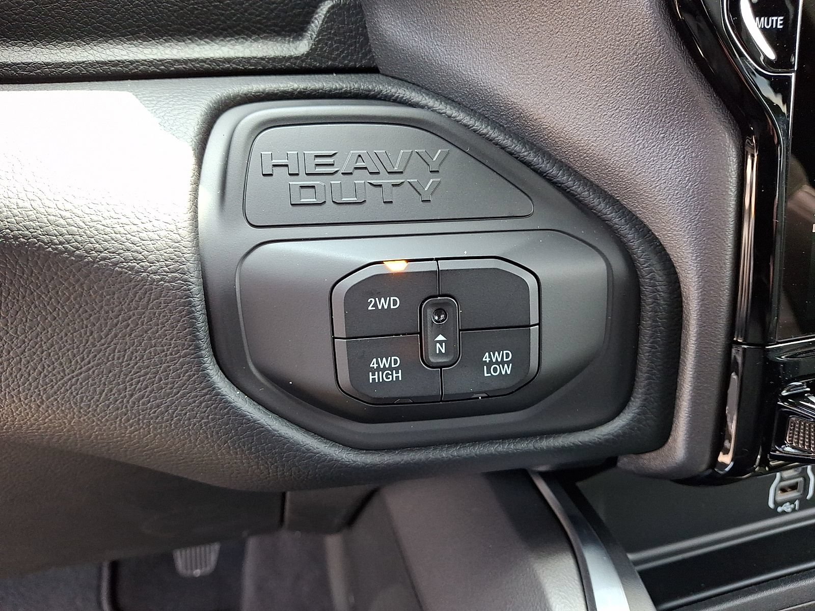 New 2026 RAM 2500 Laramie w/ Night Edition AWD/4WD image 14