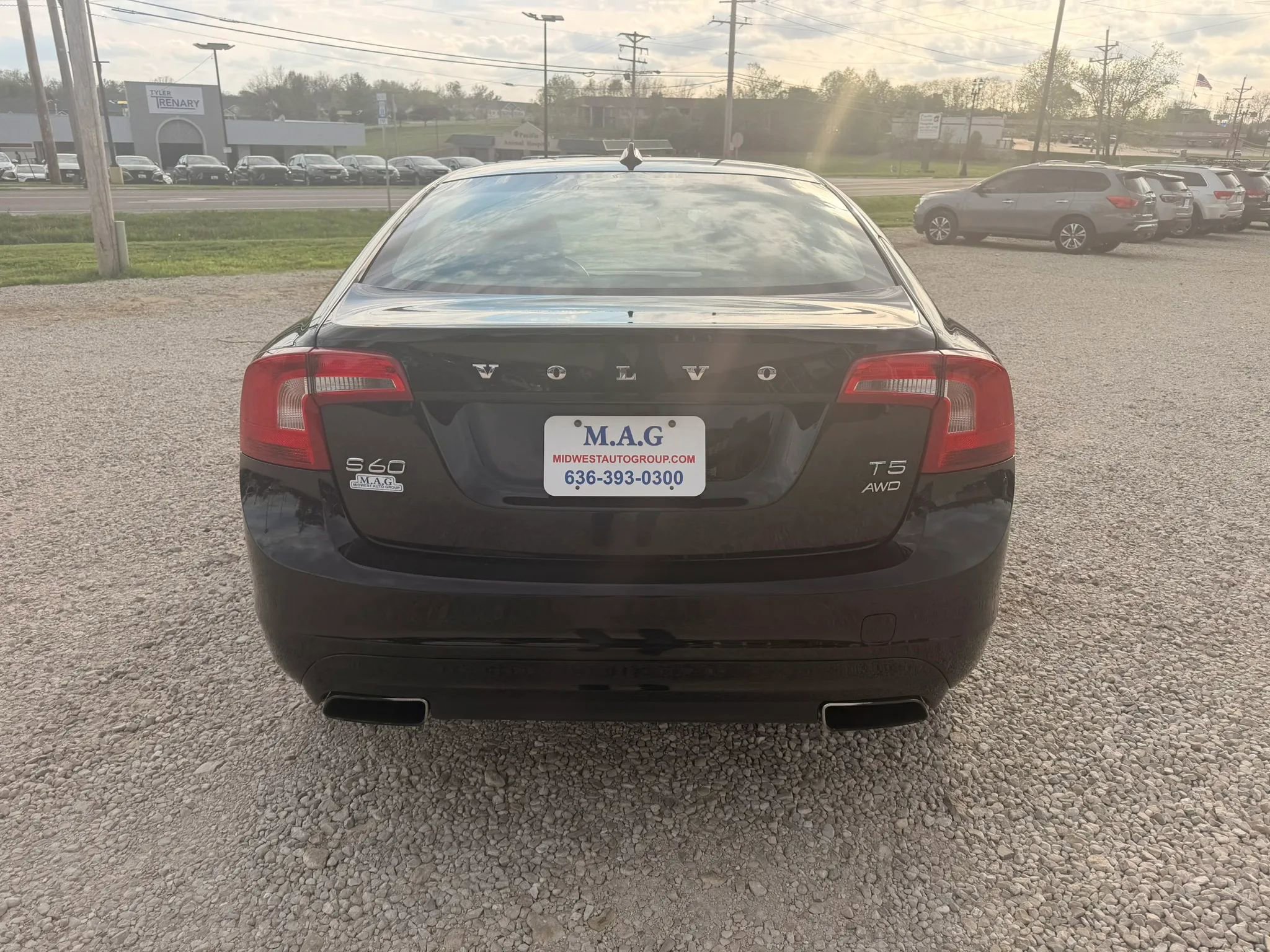 Used 2015 Volvo S60 T5 image 4