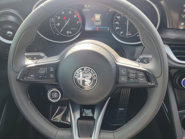 Used 2020 Alfa Romeo Stelvio Base w/ Nero Edizione image 14