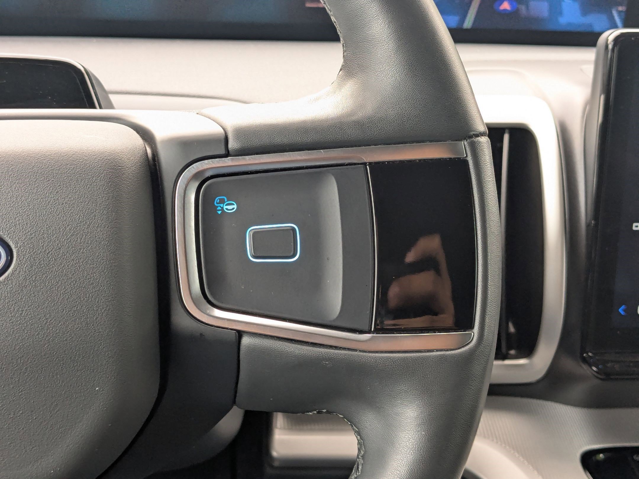 Certified 2025 Ford Expedition Max Active image 22