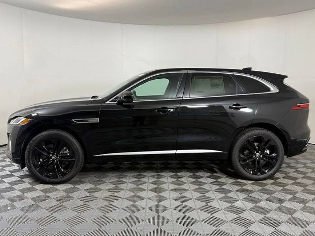 New 2026 Jaguar F-PACE R-Dynamic S AWD/4WD image 3