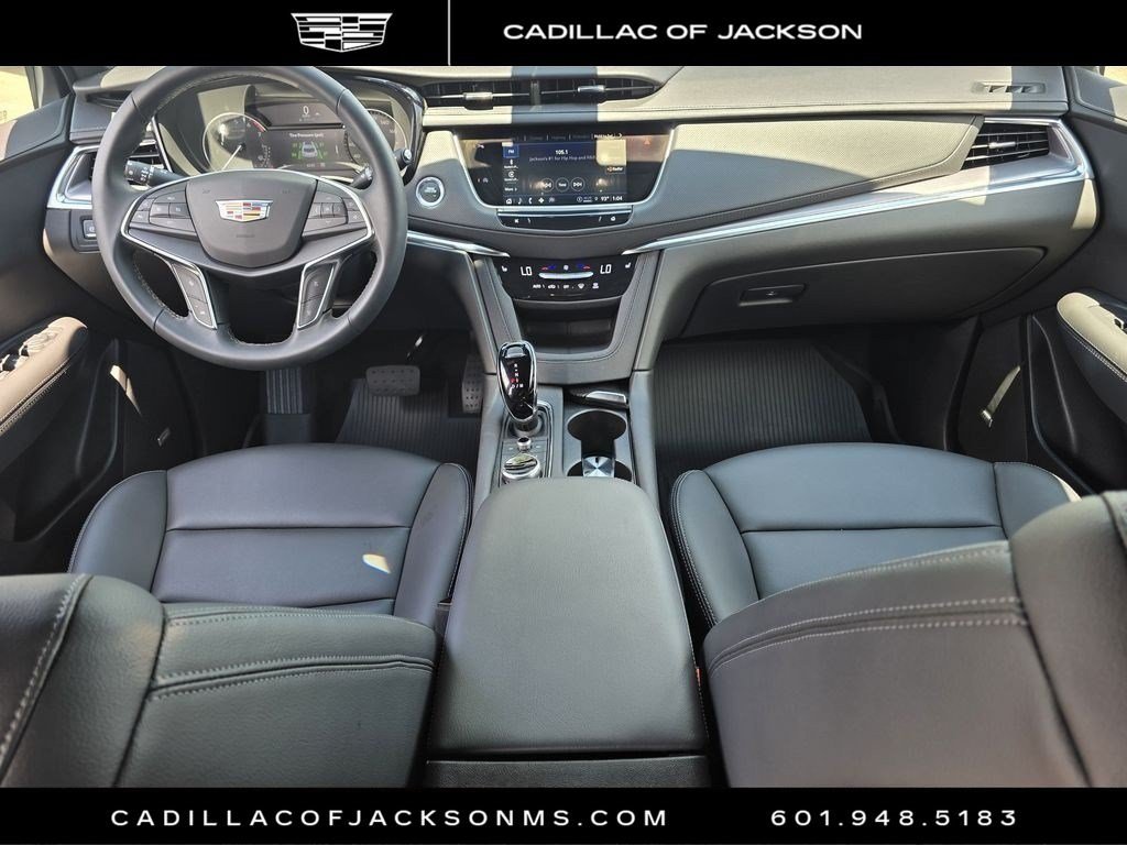 New 2026 Cadillac XT5 Luxury w/ LPO, Floor Liner Package AWD/4WD image 8