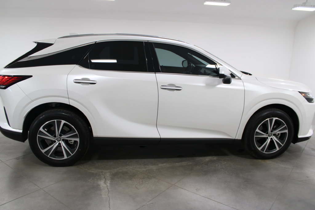 Used 2025 Lexus RX 350 Premium w/ Accessory Package (Z1) FWD image 11