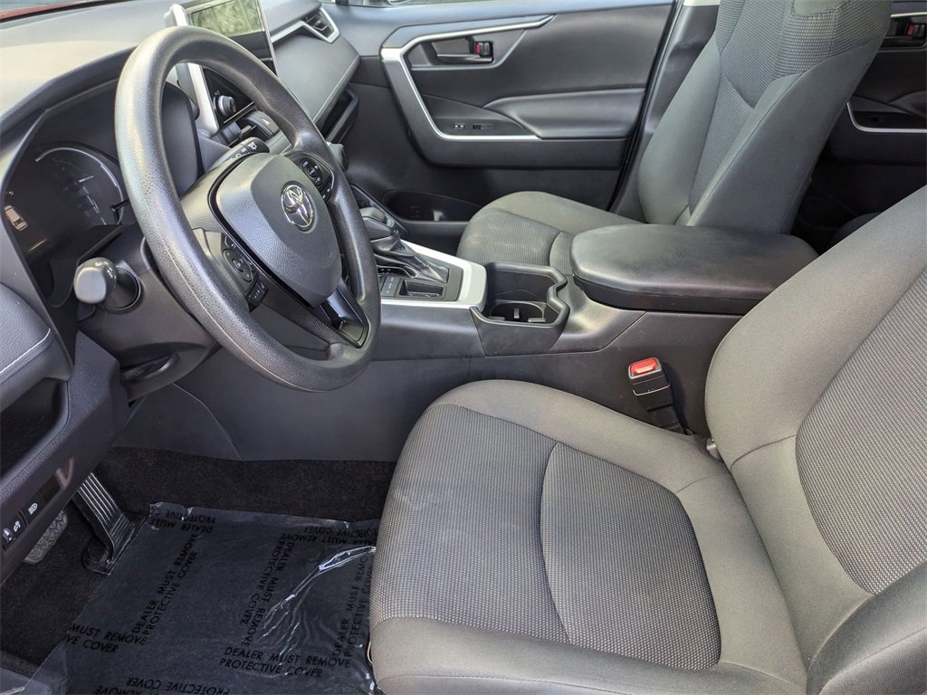 Used 2025 Toyota RAV4 LE image 24
